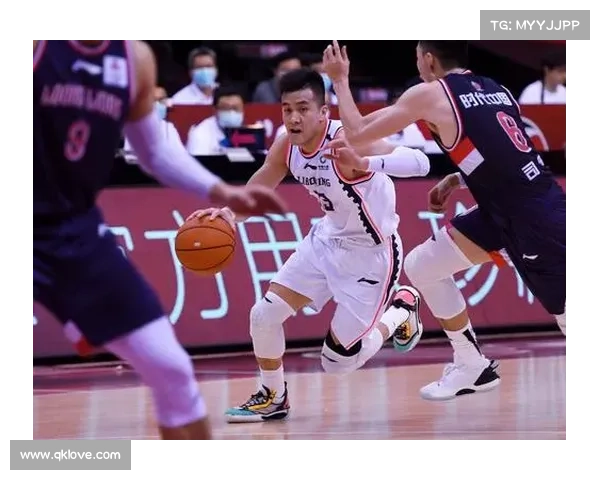 首钢篮球队赛事—北京首钢篮球队赛场奋勇拼搏团队协作共创联赛辉煌战绩